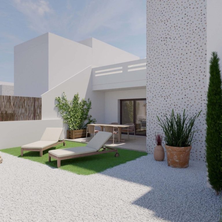 Lovivin estilo de arquitectura luminosa Espacio exterior moderno con tumbonas, mesas y plantas en un entorno minimalista.